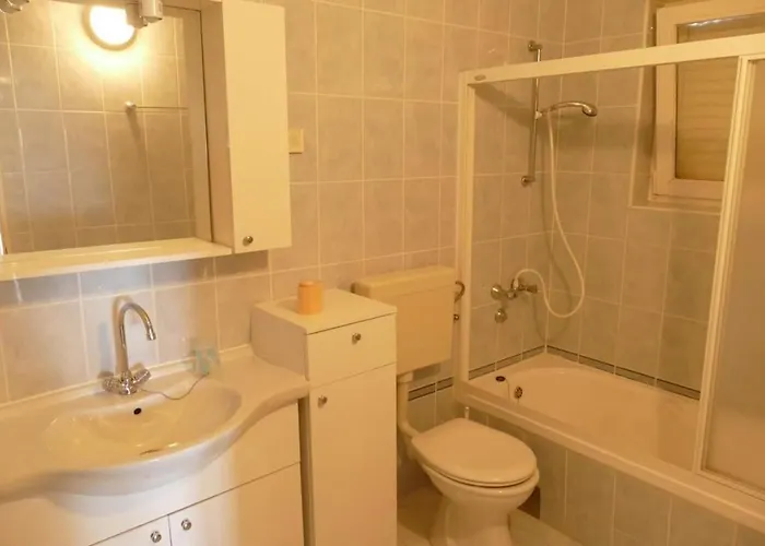 公寓 By The Sea Barbat, Rab - 22564 拉布